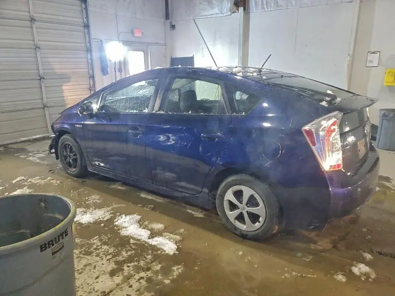 2014 TOYOTA PRIUS   