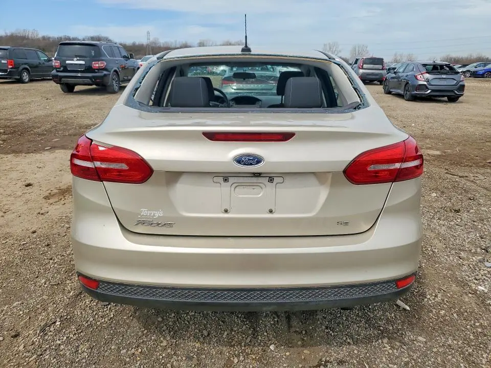 2018 FORD FOCUS SE  