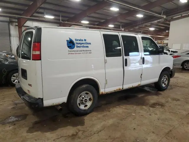 2011 GMC SAVANA G2500  