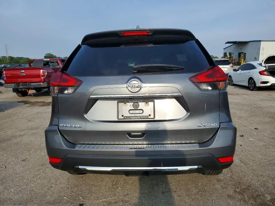 2018 NISSAN ROGUE SV  