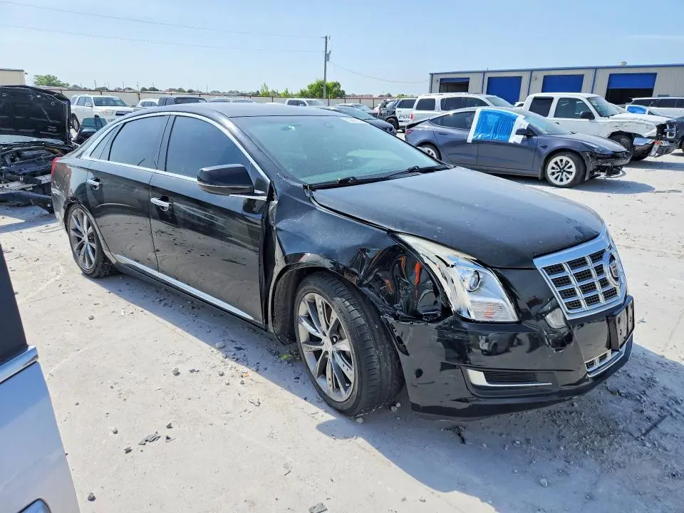 2014 CADILLAC XTS   