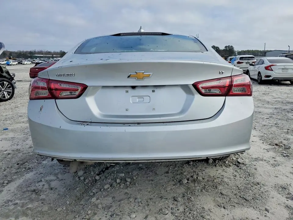 2022 CHEVROLET MALIBU LT  