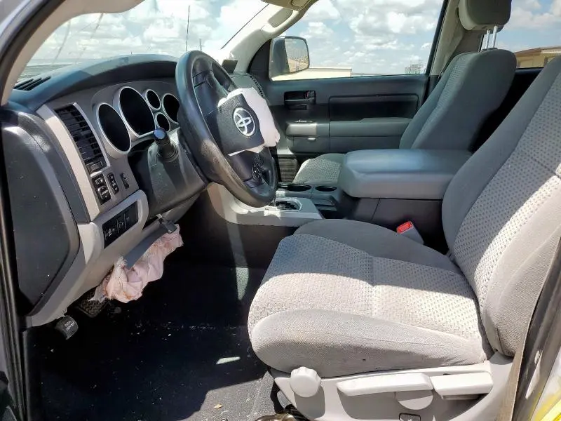 2013 TOYOTA TUNDRA CREWMAX SR5  
