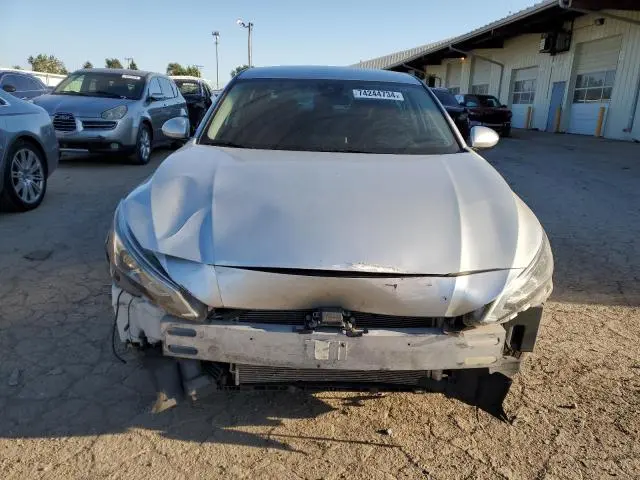 2021 NISSAN ALTIMA SV  