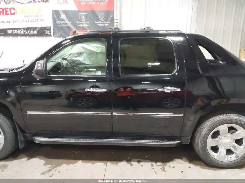 2011 CHEVROLET AVALANCHE 1500 LTZ