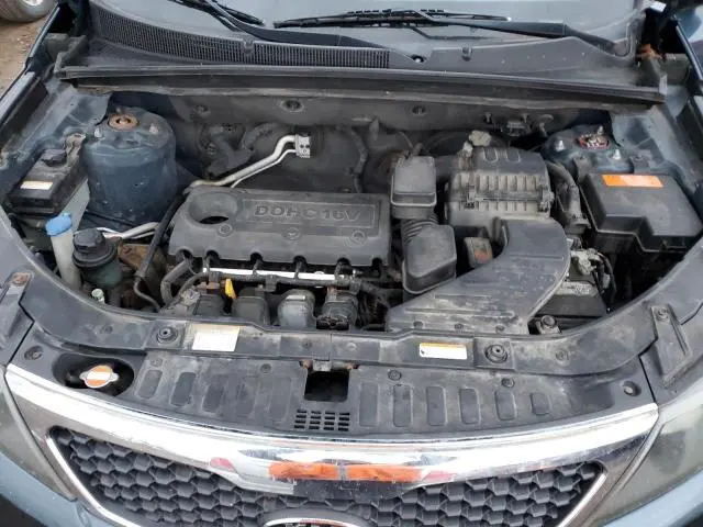 2011 KIA SORENTO BASE  