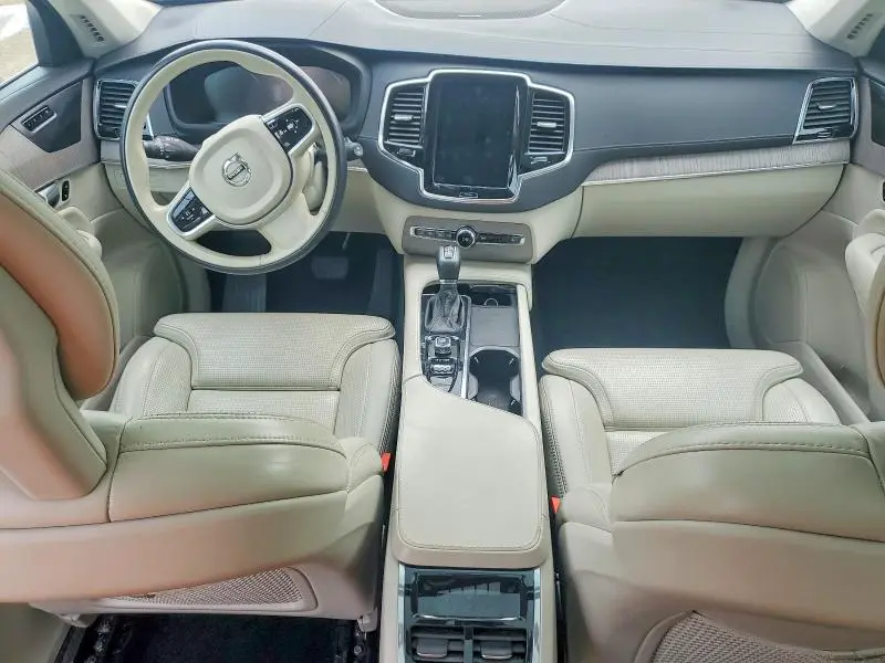 2021 VOLVO XC90 T6 INSCRIPTION  