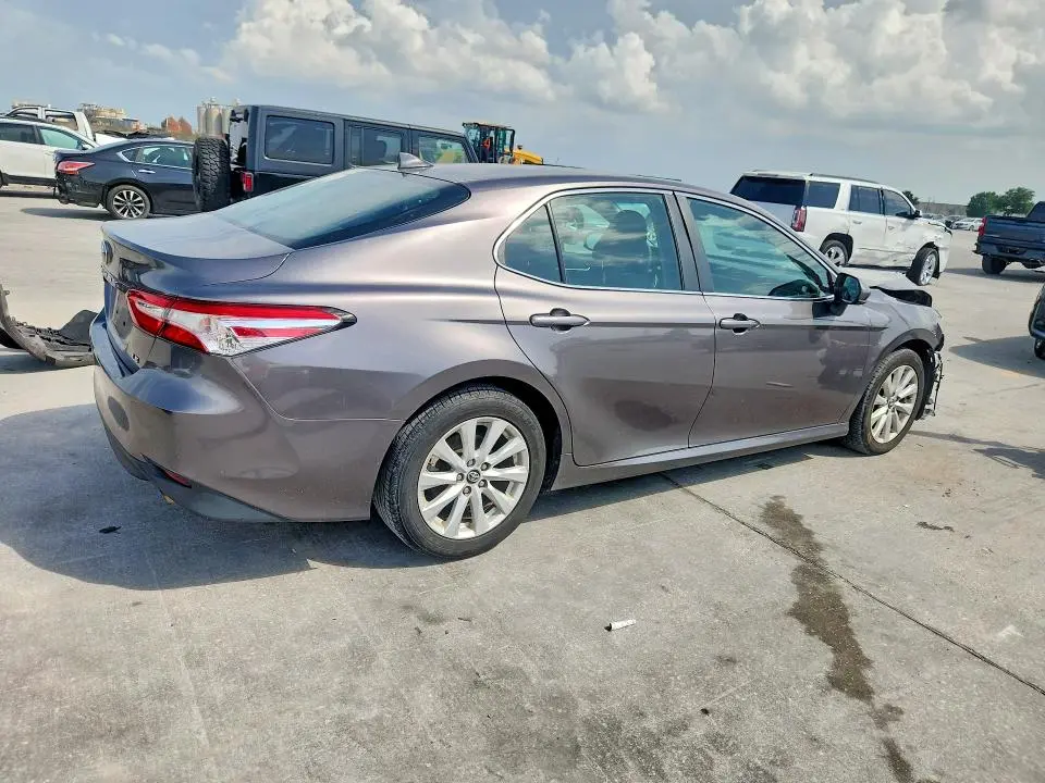 2020 TOYOTA CAMRY LE  