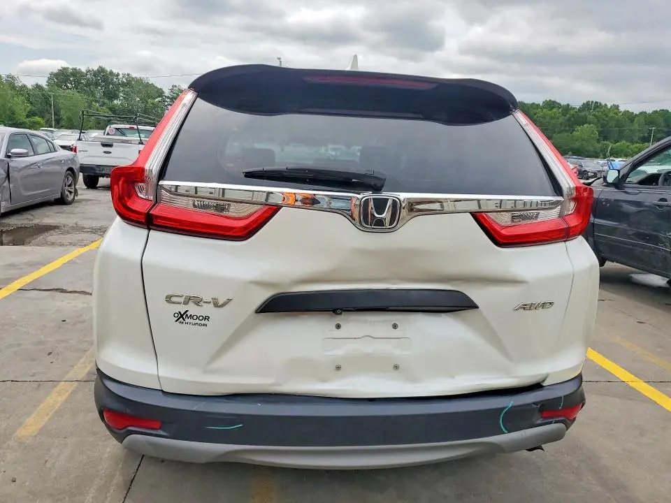 2018 HONDA CR-V LX  