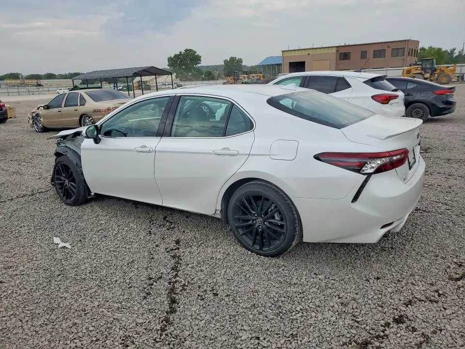 2024 TOYOTA CAMRY XSE  