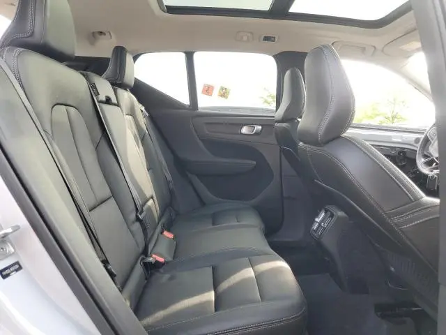 2021 VOLVO XC40 T5 INSCRIPTION  