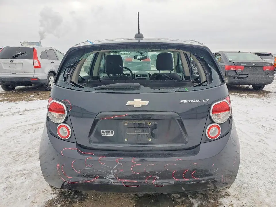 2015 CHEVROLET SONIC LT  