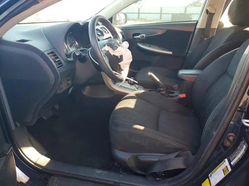 2013 TOYOTA COROLLA S  