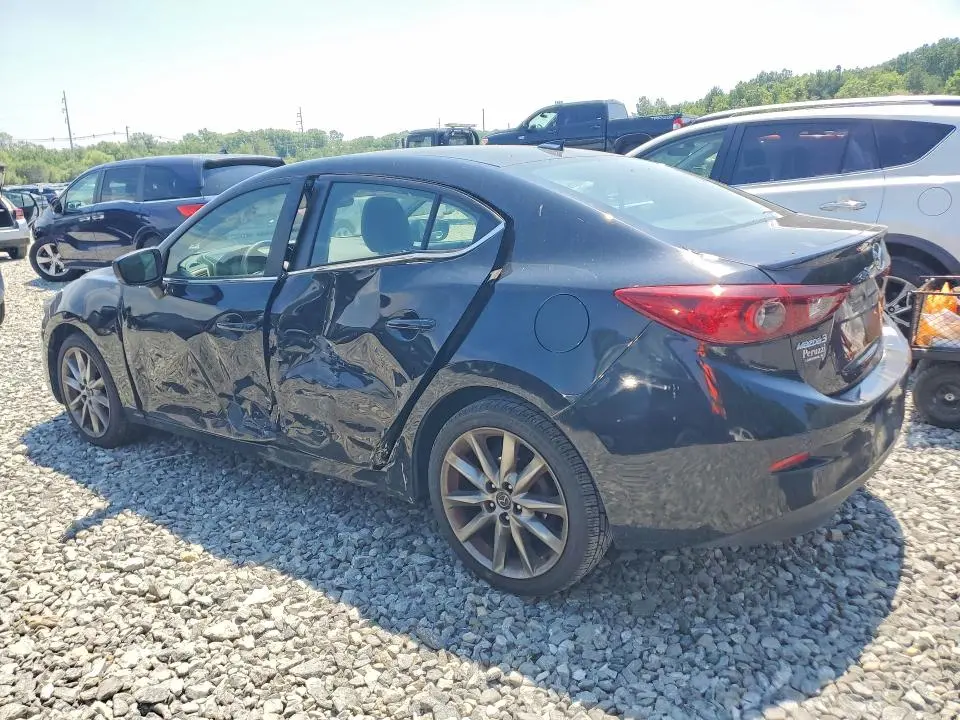 2018 MAZDA 3 TOURING  