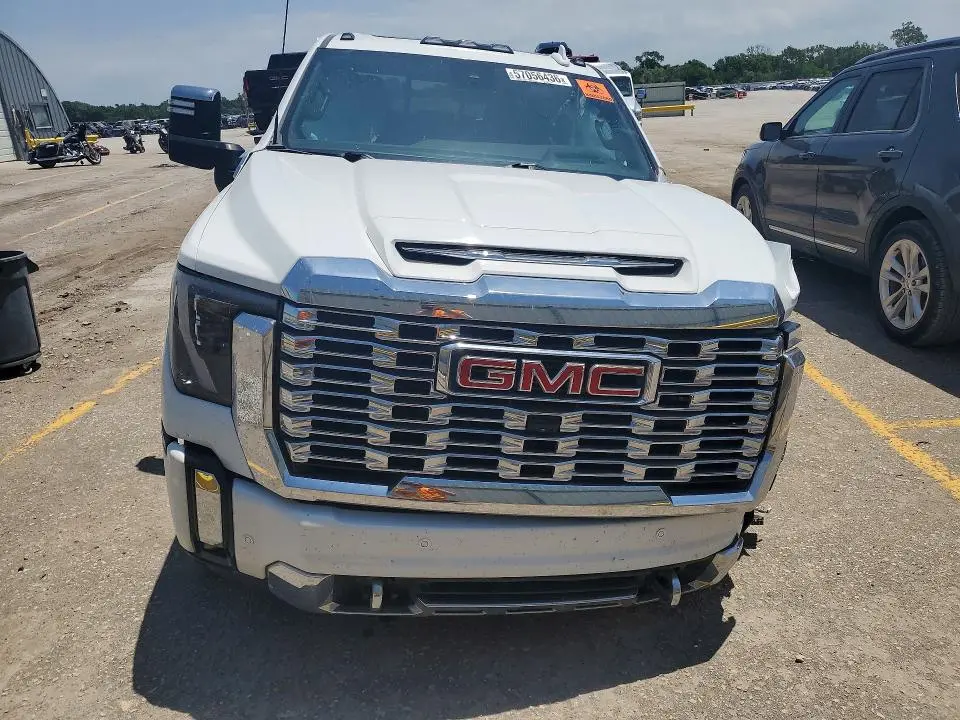 2024 GMC SIERRA K2500 DENALI  