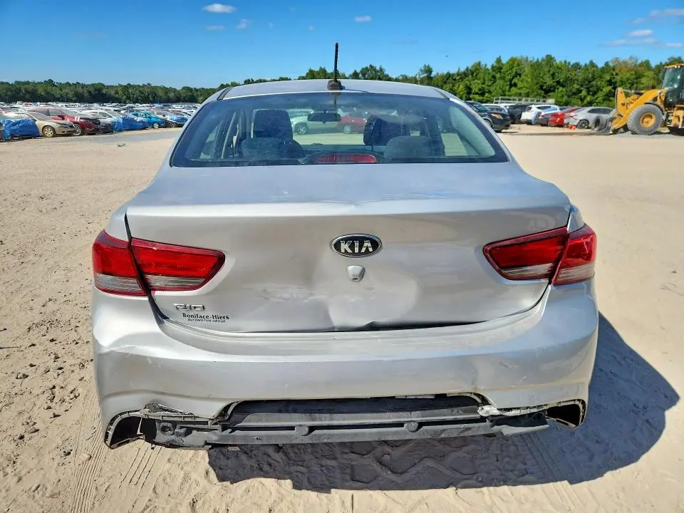 2020 KIA RIO LX  
