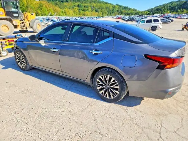 2024 NISSAN ALTIMA SV  