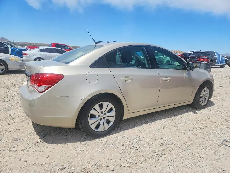2014 CHEVROLET CRUZE LS  