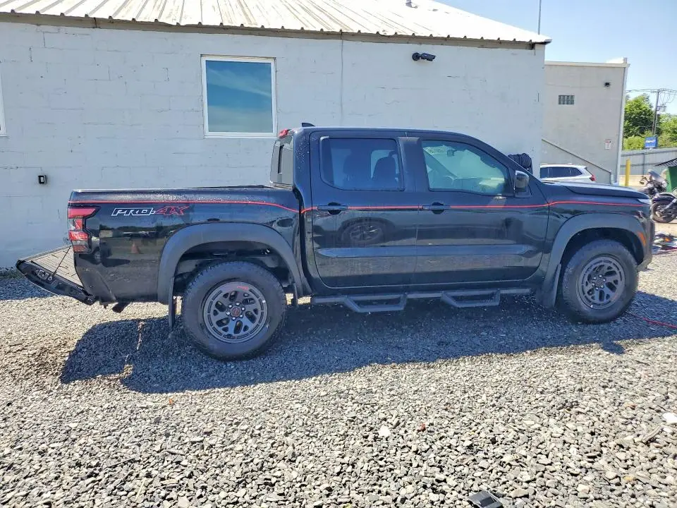 2025 NISSAN FRONTIER PRO-4X  