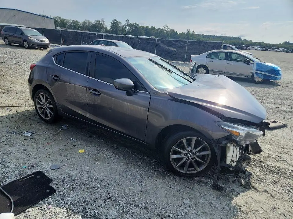 2018 MAZDA 3 GRAND TOURING  