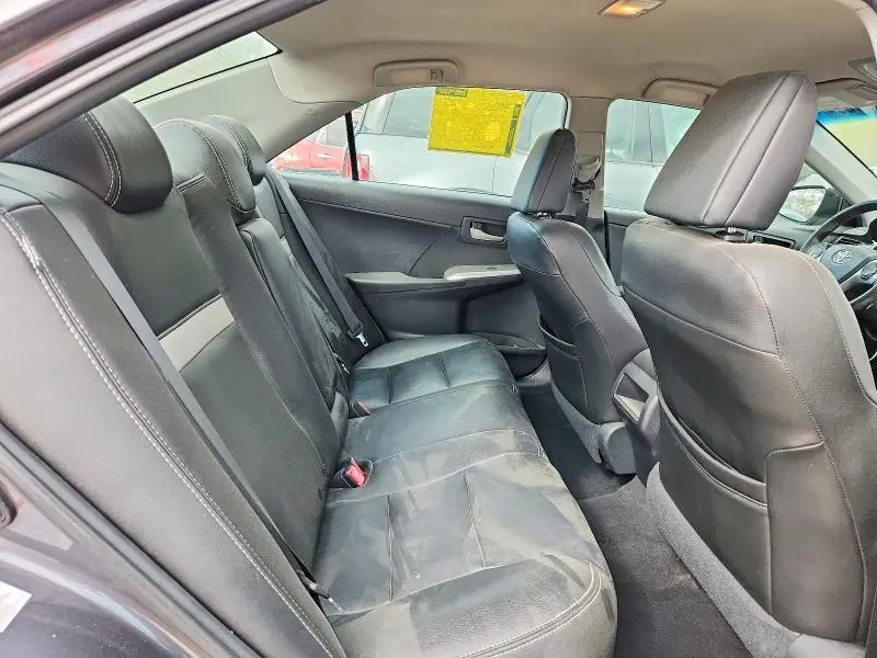 2013 TOYOTA CAMRY SE  