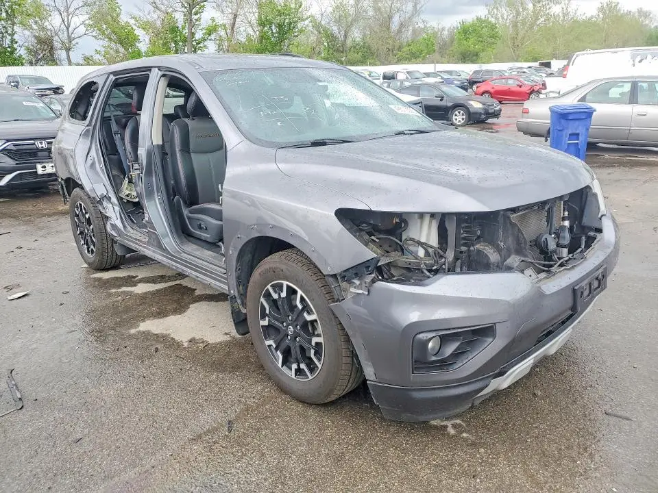 2019 NISSAN PATHFINDER SL  