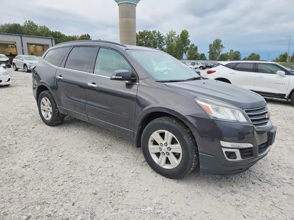 2014 CHEVROLET TRAVERSE LT  