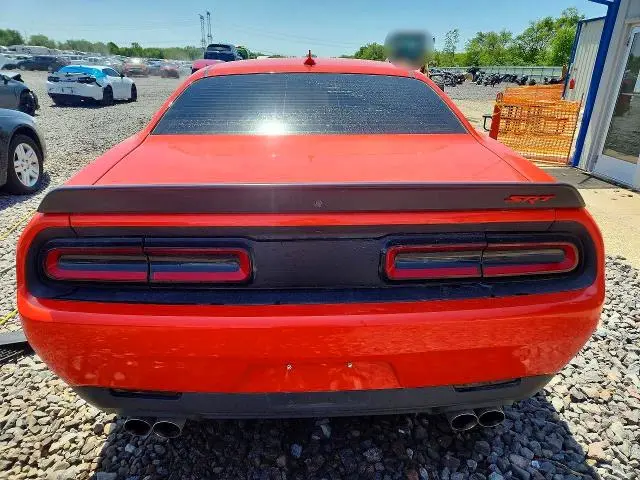 2016 DODGE CHALLENGER SRT HELLCAT  