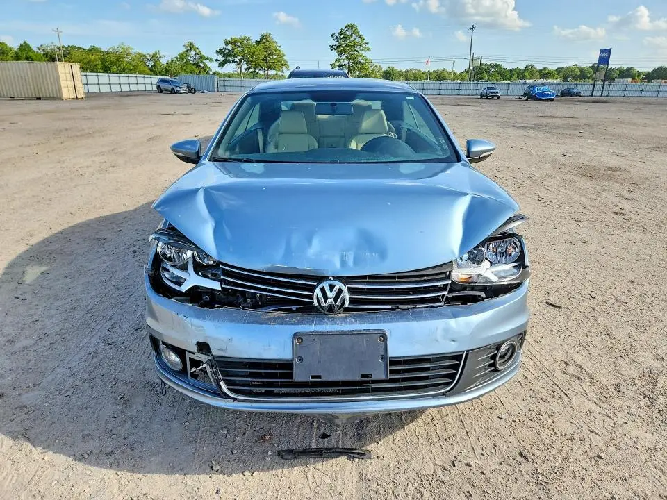2014 VOLKSWAGEN EOS KOMFORT  
