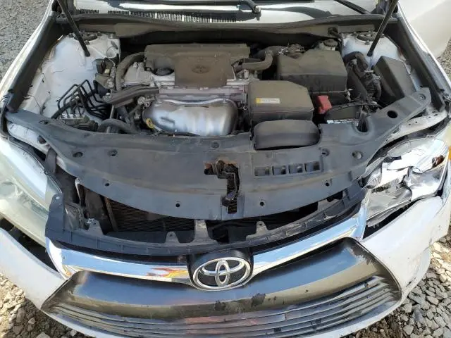 2015 TOYOTA CAMRY LE  