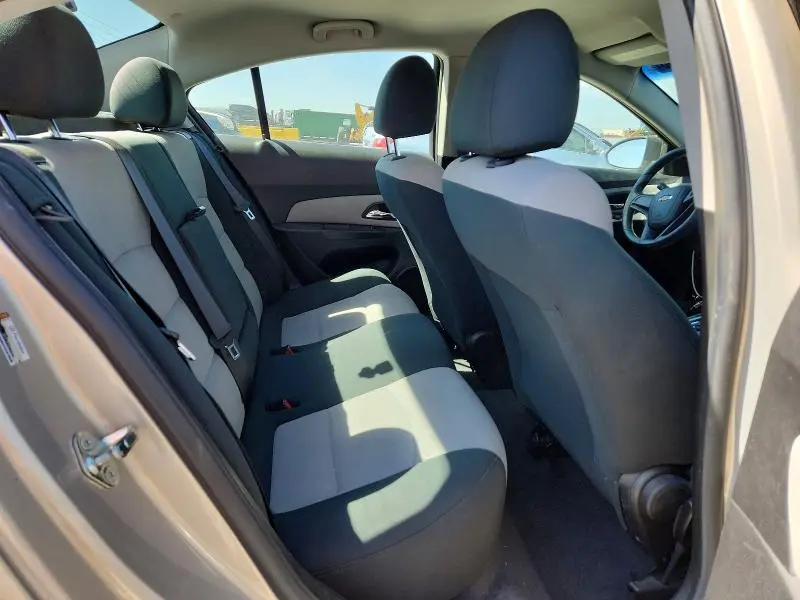 2012 CHEVROLET CRUZE LS  
