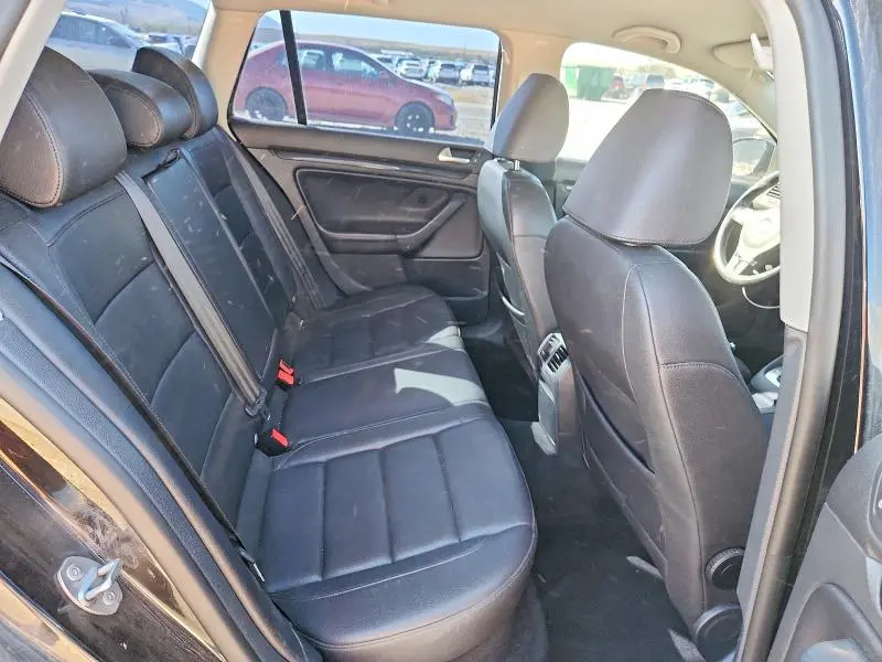 2011 VOLKSWAGEN JETTA TDI  