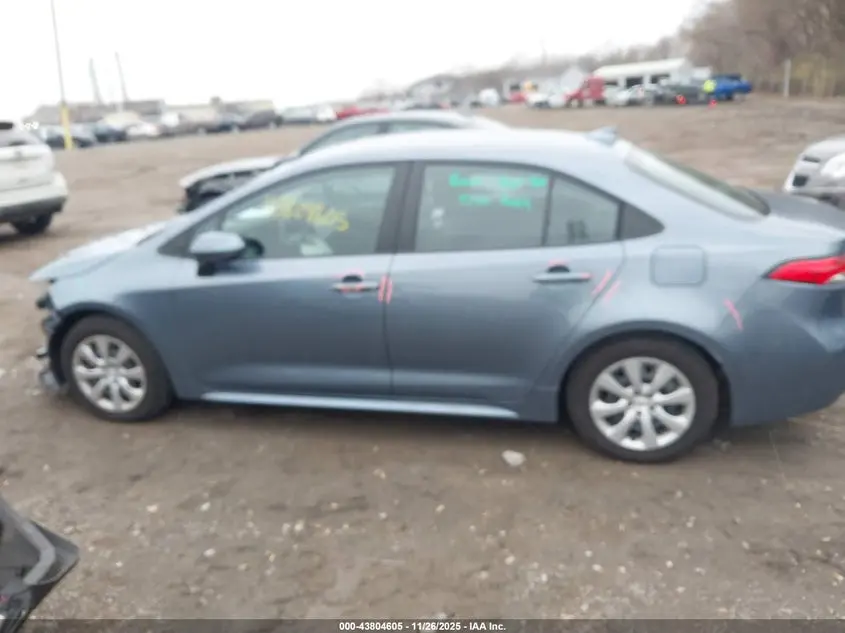 2025 TOYOTA COROLLA LE