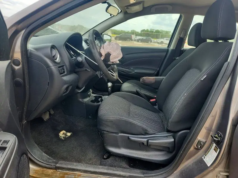 2017 NISSAN VERSA 1.6 SV  