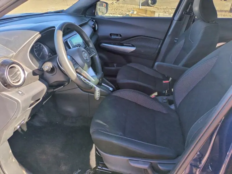 2019 NISSAN KICKS S  