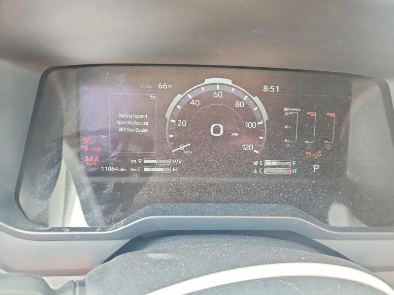 2025 TOYOTA TUNDRA CREWMAX LIMITED  