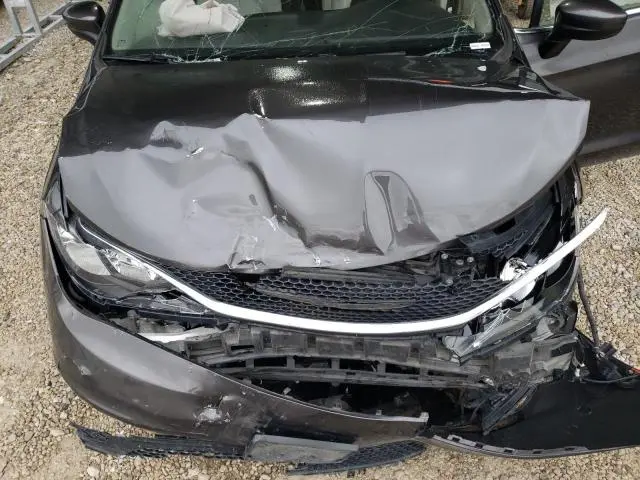 2021 CHRYSLER VOYAGER LXI  