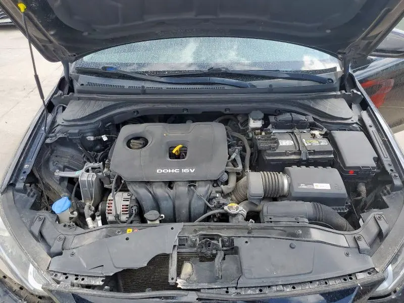 2023 HYUNDAI ELANTRA SE  