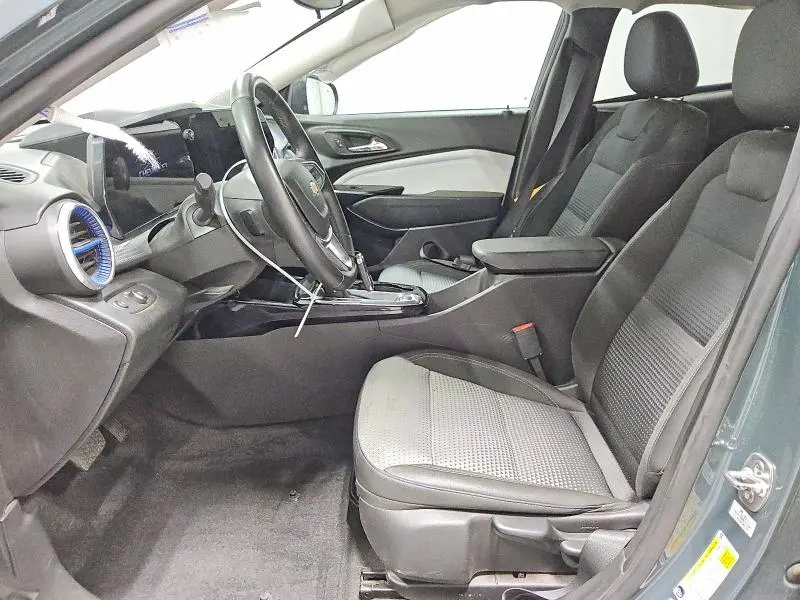 2025 CHEVROLET TRAX 1LT  