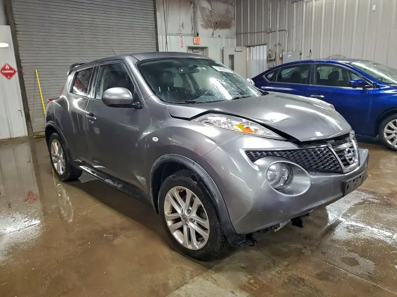 2011 NISSAN JUKE S  
