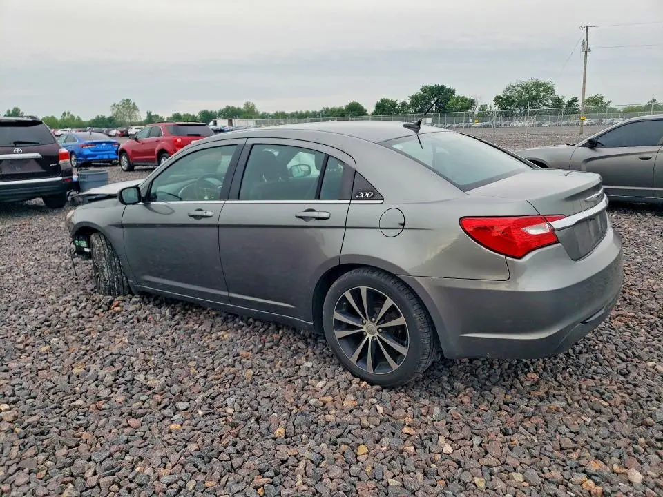 2012 CHRYSLER 200 S  