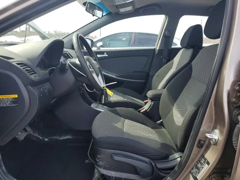 2013 HYUNDAI ACCENT GS  