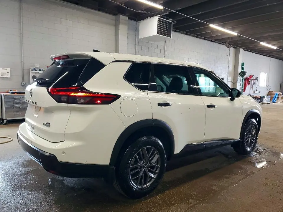2024 NISSAN ROGUE S  