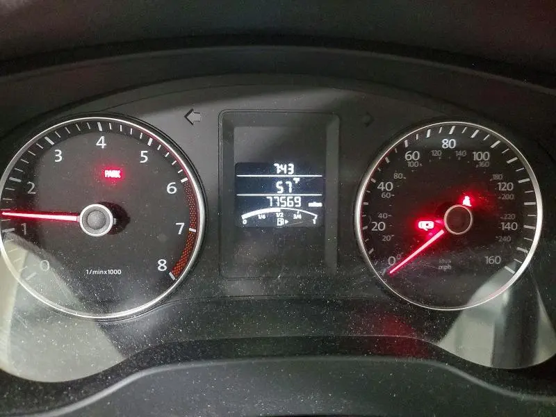 2012 VOLKSWAGEN JETTA SE  