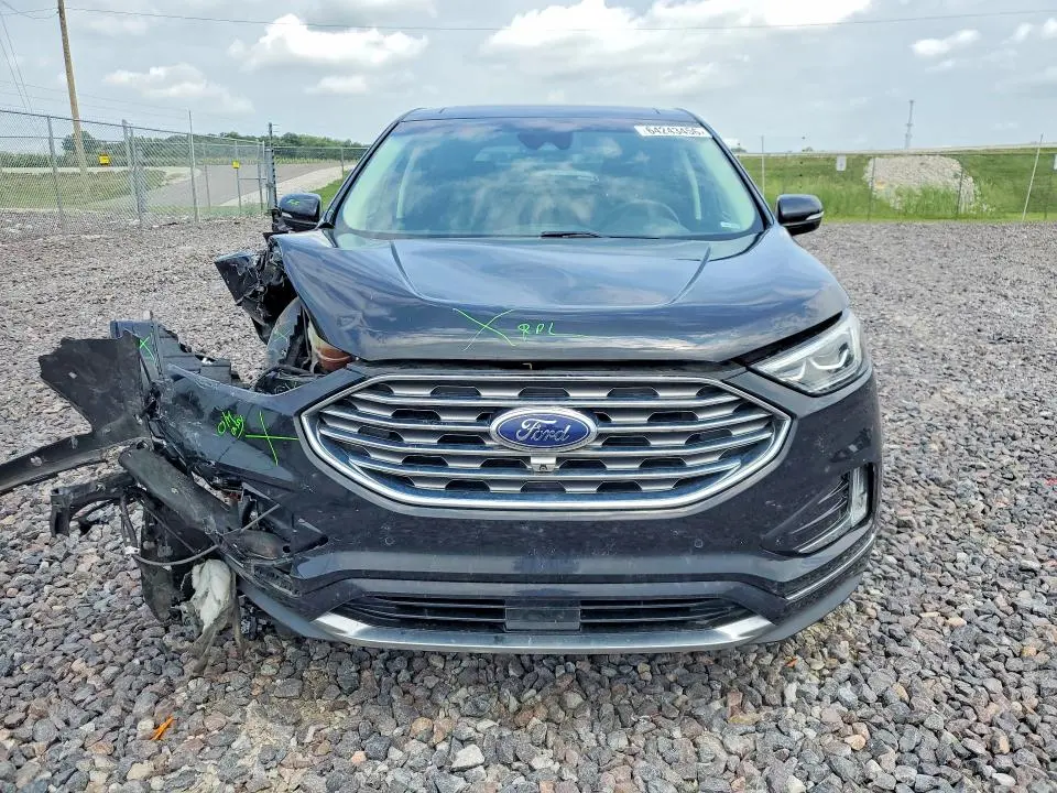 2019 FORD EDGE TITANIUM  