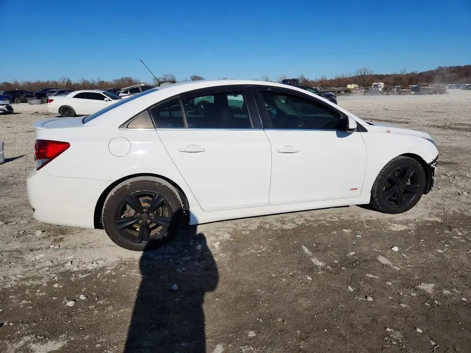 2015 CHEVROLET CRUZE LT  