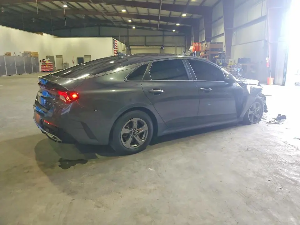 2021 KIA K5 LXS  