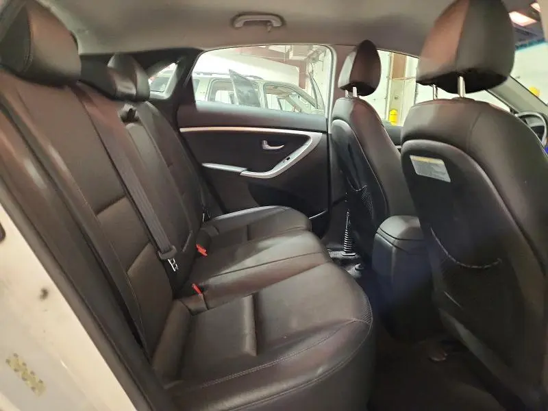 2014 HYUNDAI ELANTRA GT BASE  