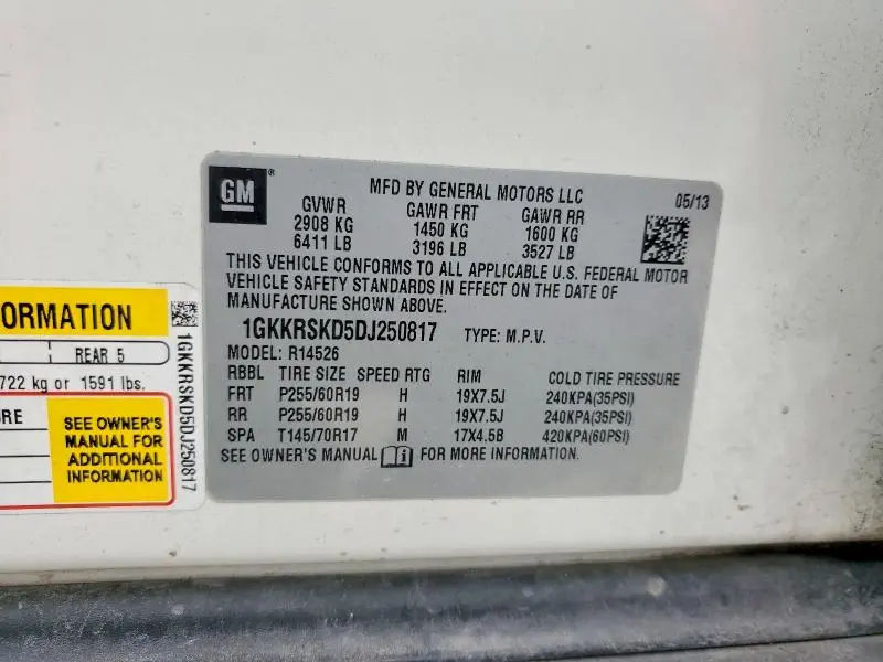 2013 GMC ACADIA SLT-2  