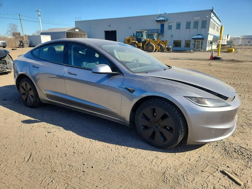 2024 TESLA MODEL 3   